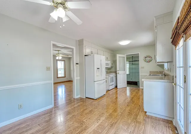 Photo 3 of Sale Pending at 241 Mason Dr, Inman, SC 29349 | MLS# SPN337335 | Listing updated on 2026-09-08