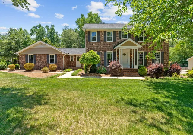1st image of 906 Plantation Dr, Simpsonville, SC 29681 | MLS# SPN337375