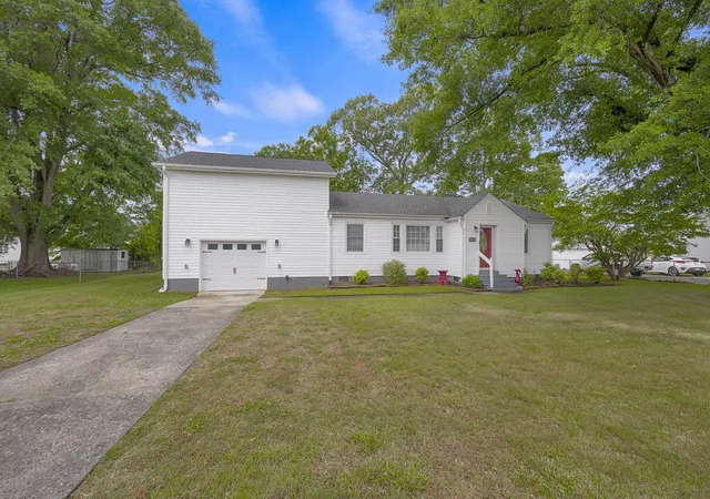 Photo 2 of Single family home for sale at 7416 Gravely Ct, Spartanburg, SC 29303 | MLS# SPN337403 | Listing updated on 2026-09-13
