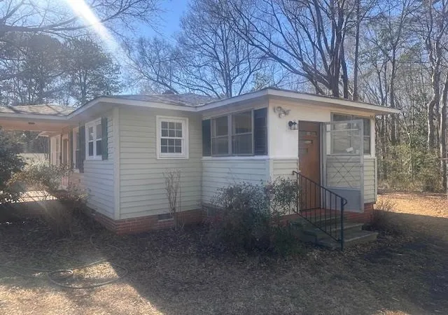 2nd image of 423 Spruce St, Spartanburg, SC 29303 | MLS# SPN337442