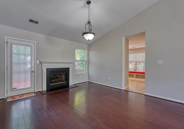 Homes for sale in Simpsonville, SC | 7 Donegal Ct, Simpsonville, SC 29681 | MLS# SPN337452