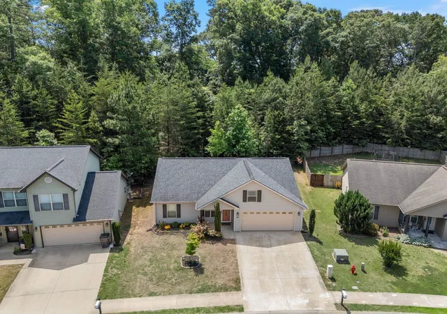 2nd image of 618 Chastine Dr, Spartanburg, SC 29301 | MLS# SPN337472