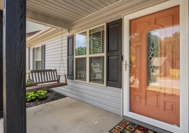Photo 4 of Sale Pending at 618 Chastine Dr, Spartanburg, SC 29301 | MLS# SPN337472 | Listing updated on 2026-10-19