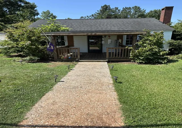 Homes for sale in Wellford, SC | 722 Syphrit Rd, Wellford, SC 29385 | MLS# SPN337527