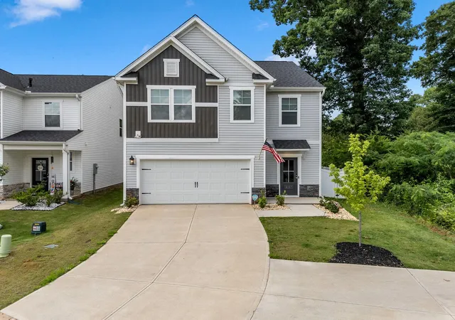 Photo 1 of Single family home for sale at 4067 Bromfield Way, Boiling Springs, SC 29316 | MLS# SPN337568 | Listing updated on 2026-07-23