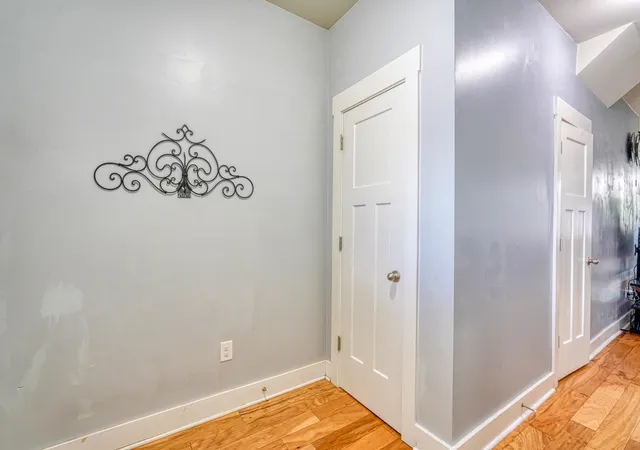 Photo 3 of Sale Pending at 202 Keaton Ct, Spartanburg, SC 29301 | MLS# SPN337582 | Listing updated on 2026-07-18
