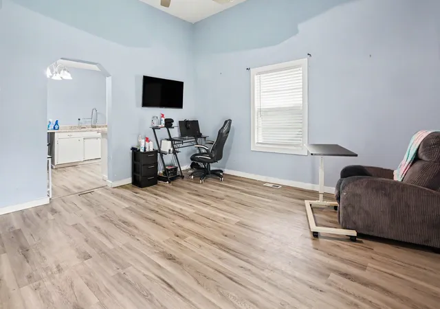 Photo 3 of Single family home for sale at 685 Southern St, Spartanburg, SC 29303 | MLS# SPN337637 | Listing updated on 2026-08-29