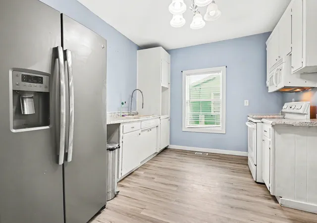 Photo 4 of Single family home for sale at 685 Southern St, Spartanburg, SC 29303 | MLS# SPN337637 | Listing updated on 2026-08-29
