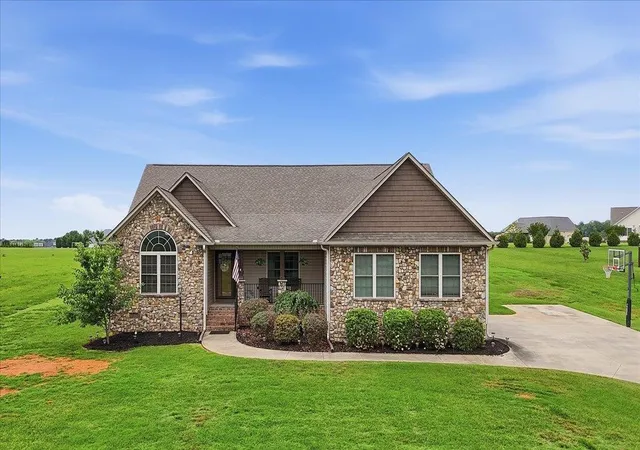 Homes for sale in Cowpens, SC | 551 Sunny Slope Dr, Cowpens, SC 29330 | MLS# SPN337713