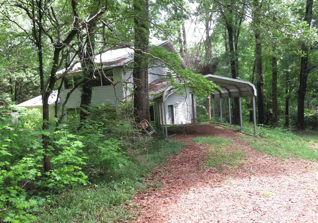 Photo 2 of Sale Pending at 290 Triple H Farm Rd, Inman, SC 29349 | MLS# SPN337739 | Listing updated on 2026-09-19