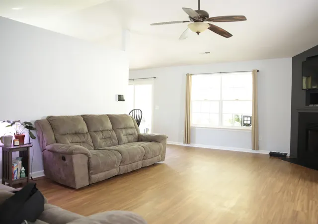 Photo 3 of Single family home for sale at 807 Trester Ln, Inman, SC 29349 | MLS# SPN337762 | Listing updated on 2026-07-22