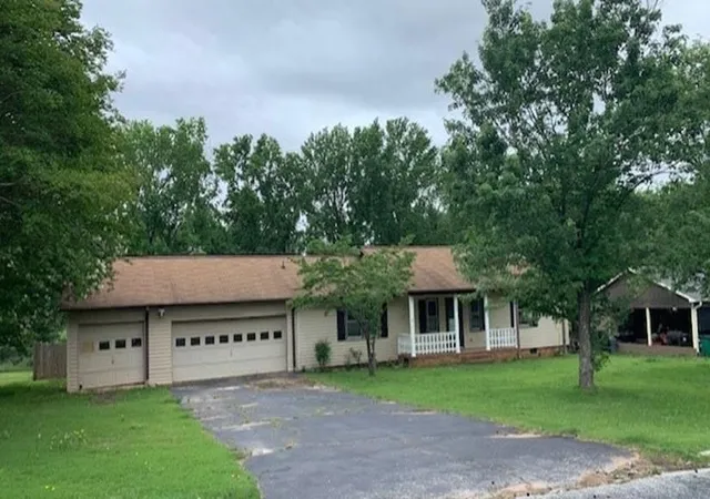 1st image of 109 Goldenrod Ln, Moore, SC 29369 | MLS# SPN337775