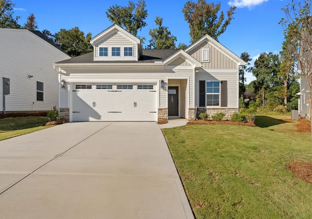 Photo 1 of Single family home for sale at 7083 New Horizons Ln, Spartanburg, SC 29316 | MLS# SPN337817 | Listing updated on 2026-10-20