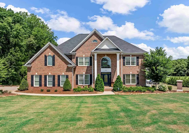 Single family home for sale at 224 Thorncrest Dr, Pauline, SC 29374-1626 | MLS# SPN337851