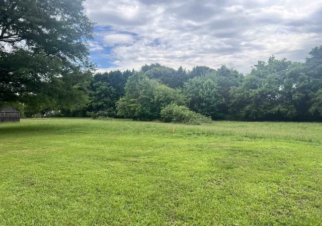 Photo 2 of Land for sale at 700 E Victor Hl Rd, Duncan, SC 29334 | MLS# SPN337892 | Listing updated on 2026-08-25
