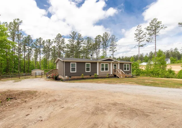 Homes for sale in Blacksburg, SC | 423 Mullinax Cir, Blacksburg, SC 29702 | MLS# SPN337901