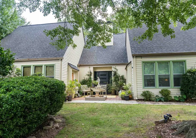 Photo 1 of Sale Pending at 221 Saratoga Dr, Greer, SC 29650 | MLS# SPN337915 | Listing updated on 2026-09-02