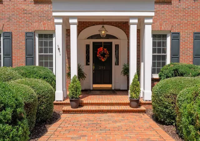 Photo 3 of Sale Pending at 291 Montgomery Dr, Spartanburg, SC 29302 | MLS# SPN337923 | Listing updated on 2026-08-22