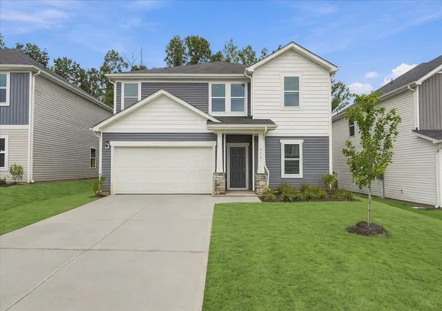 Photo 1 of Single family home for sale at 914 Rising Oak Ct, Spartanburg, SC 29301 | MLS# SPN338089 | Listing updated on 2026-10-02