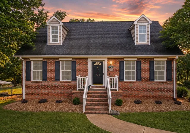 Photo 2 of Single family home for sale at 702 Keltner Ave, Spartanburg, SC 29302 | MLS# SPN338159 | Listing updated on 2026-07-29