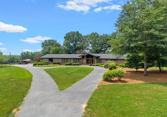 1st image of 110 Racetrack Rd, Woodruff, SC 29388 | MLS# SPN338185