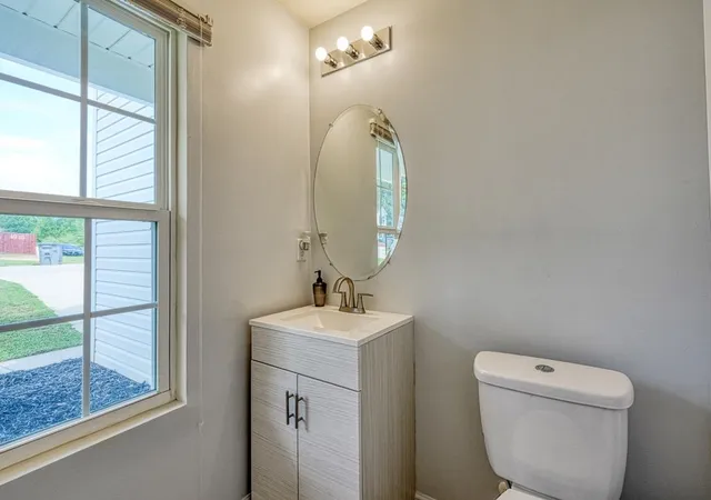 Photo 3 of Single family home for sale at 423 Promised Land Dr, Spartanburg, SC 29306 | MLS# SPN338208 | Listing updated on 2026-09-03