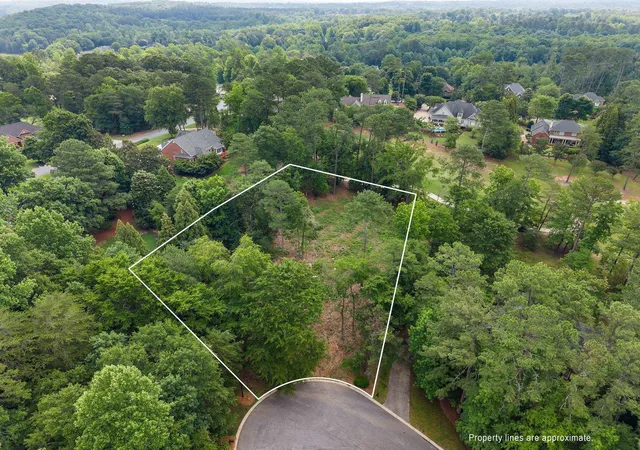 Photo 1 of Sale Pending at 160 Turnberry Dr, Spartanburg, SC 29306 | MLS# SPN338232 | Listing updated on 2026-09-09