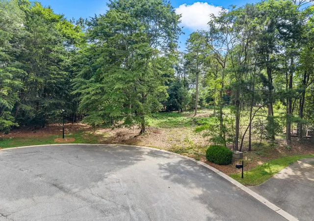 Photo 2 of Sale Pending at 160 Turnberry Dr, Spartanburg, SC 29306 | MLS# SPN338232 | Listing updated on 2026-09-09