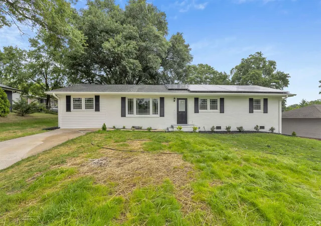 Homes for sale in Taylors, SC | 103 Longwood Dr, Taylors, SC 29687 | MLS# SPN338284