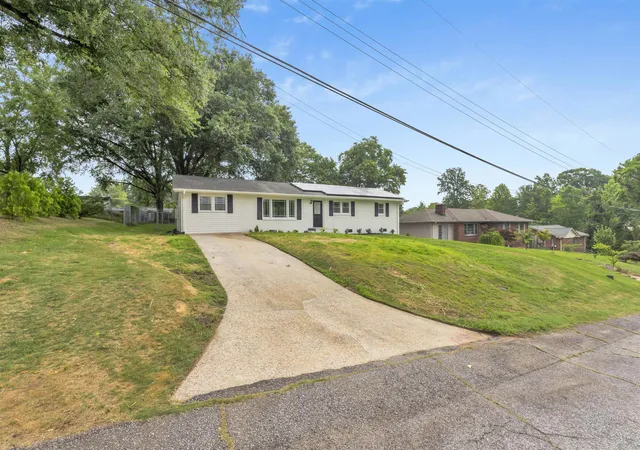 Homes for sale in Taylors, SC | 103 Longwood Dr, Taylors, SC 29687 | MLS# SPN338284