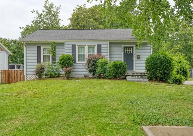 Photo 1 of Single family home for sale at 2478 Country Clb Rd, Spartanburg, SC 29302 | MLS# SPN338312 | Listing updated on 2026-08-30