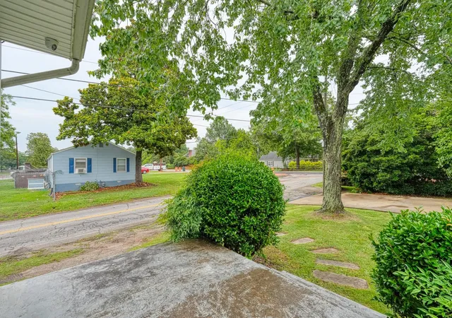 Photo 3 of Single family home for sale at 2478 Country Clb Rd, Spartanburg, SC 29302 | MLS# SPN338312 | Listing updated on 2026-08-30
