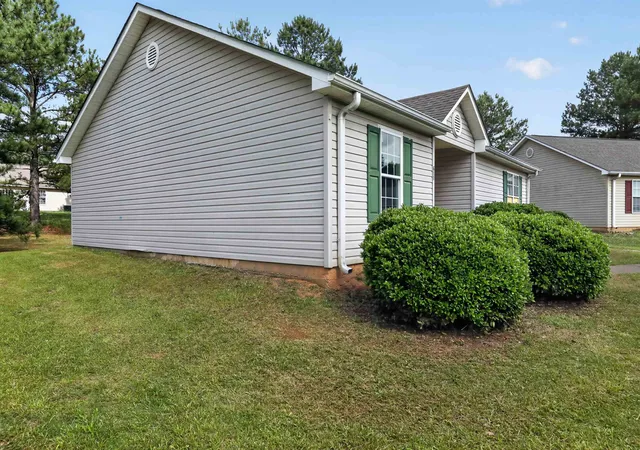 Photo 3 of Sale Pending at 611 Basil Ct, Spartanburg, SC 29301 | MLS# SPN338322 | Listing updated on 2026-09-21