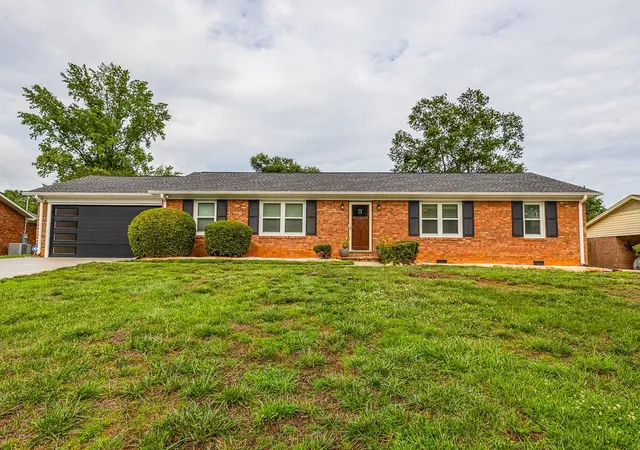 Photo 1 of Single family home for sale at 115 Shelton Dr, Spartanburg, SC 29307 | MLS# SPN338357 | Listing updated on 2026-08-21