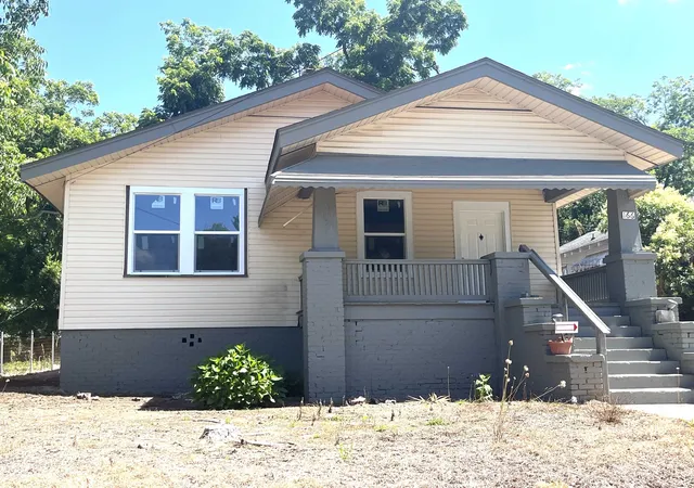 2nd image of 166 Edwards Ave, Spartanburg, SC 29306 | MLS# SPN338359