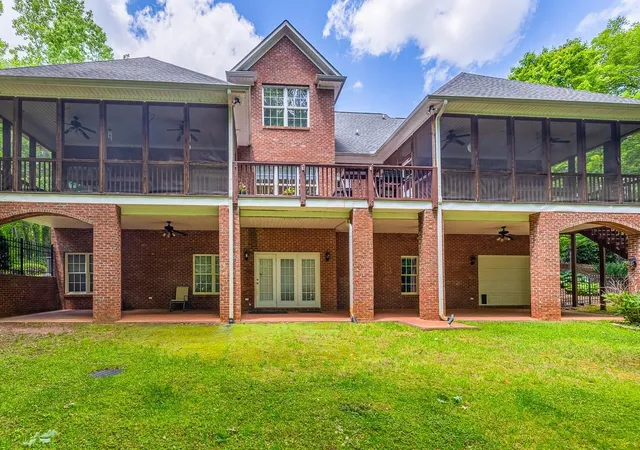 Photo 3 of Single family home for sale at 117 Sugarmill Ln, Moore, SC 29369 | MLS# SPN338372 | Listing updated on 2026-09-07
