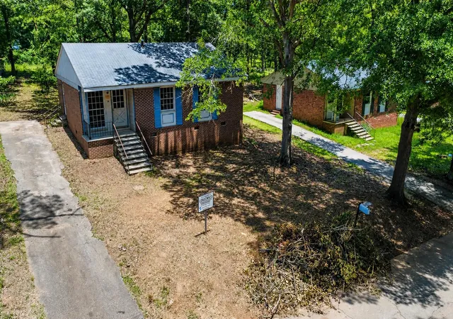Photo 1 of Single family home for sale at 714 S Center St, Spartanburg, SC 29301 | MLS# SPN338389 | Listing updated on 2026-07-13