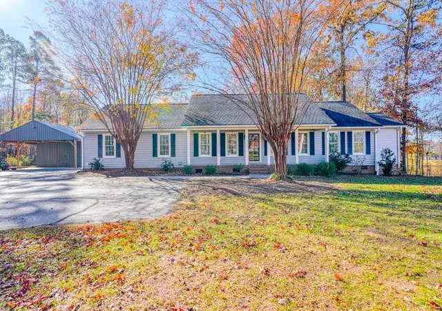1st image of 214 Mason Dr, Inman, SC 29349 | MLS# SPN338402
