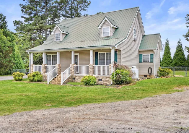 Homes for sale in Cowpens, SC | 3349 Battleground St, Cowpens, SC 29330 | MLS# SPN338411