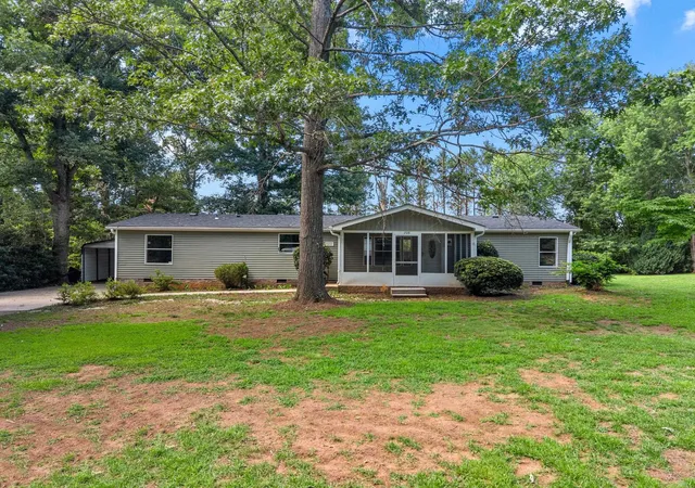 Homes for sale in Greer, SC | 208 Red Raven Dr, Greer, SC 29651 | MLS# SPN338471