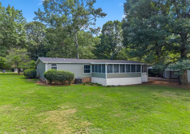 Homes for sale in Greer, SC | 208 Red Raven Dr, Greer, SC 29651 | MLS# SPN338471