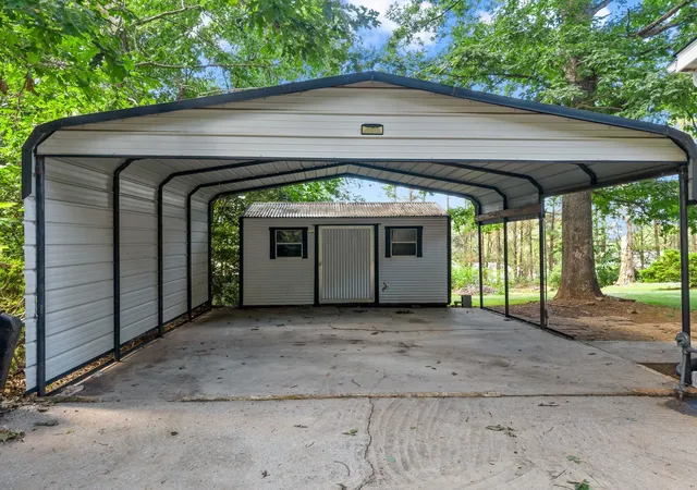 Homes for sale in Greer, SC | 208 Red Raven Dr, Greer, SC 29651 | MLS# SPN338471