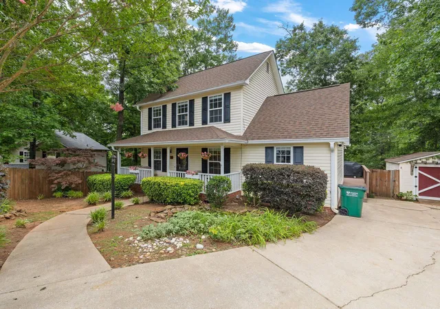 Homes for sale in Boiling Springs, SC | 288 Autumn Gold Dr, Boiling Springs, SC 29316 | MLS# SPN338483