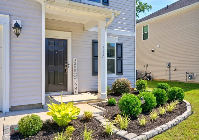 Photo 2 of Single family home for sale at 117 Mainsail Way, Spartanburg, SC 29301 | MLS# SPN338487 | Listing updated on 2026-06-21