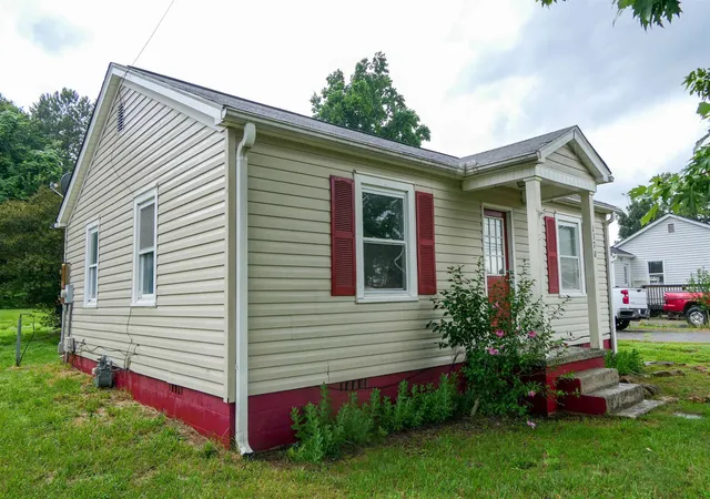 Photo 3 of Single family home for sale at 1170 Campton Rd, Inman, SC 29349 | MLS# SPN338501 | Listing updated on 2026-09-05