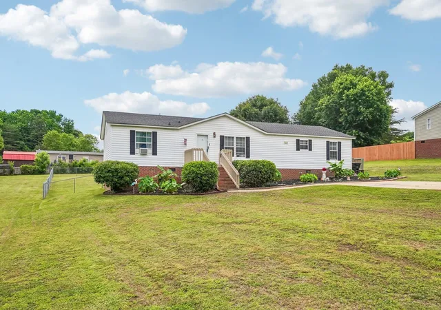 Manufactured home for sale at 620 Courtland Way, Greer, SC 29651 | MLS# SPN338517 | Listing updated on 2026-09-19