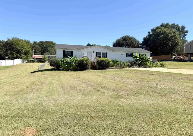 Photo 1 of Manufactured home for sale at 620 Courtland Way, Greer, SC 29651 | MLS# SPN338517 | Listing updated on 2026-10-02