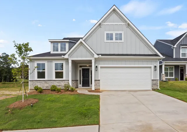 Photo 1 of Single family home for sale at 1724 Constitution Ln, Moore, SC 29369 | MLS# SPN338539 | Listing updated on 2026-09-13