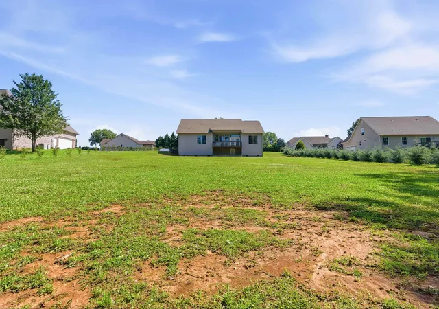 Photo 4 of Sale Pending at 248 Autumn Glen Dr, Spartanburg, SC 29303 | MLS# SPN338577 | Listing updated on 2026-08-17