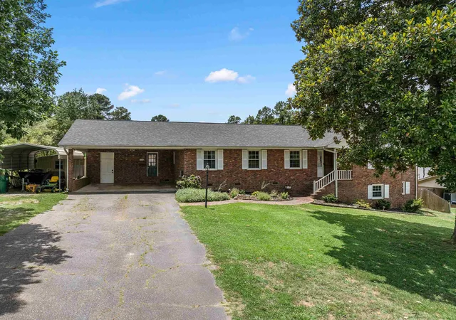 Homes for sale in Spartanburg, SC | 230 Anita Dr, Spartanburg, SC 29302 | MLS# SPN338637